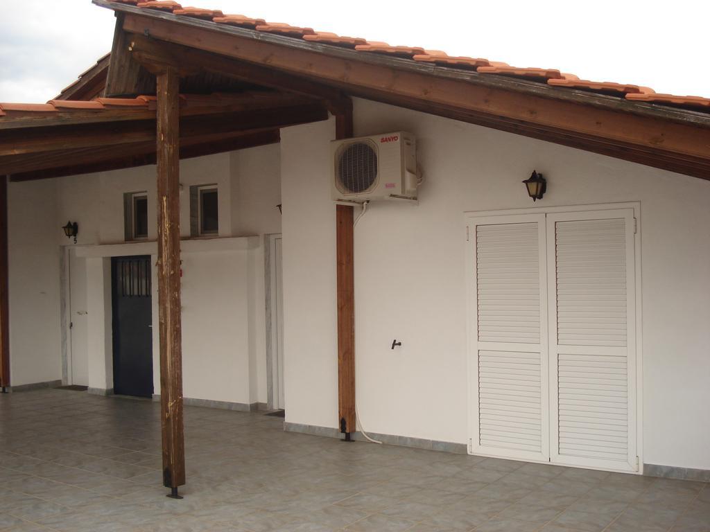 Apartments Stavroula Ηospitality Vrasná Buitenkant foto